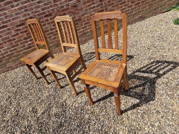 3 rieten stoelen - gratis beschikbaar voor biedingen