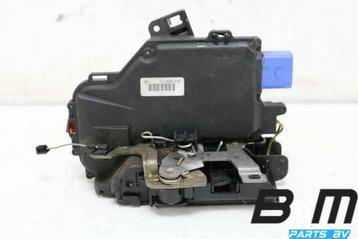Portierslot rechtsachter VW Golf 5 5drs 7L0839016 beschikbaar voor biedingen