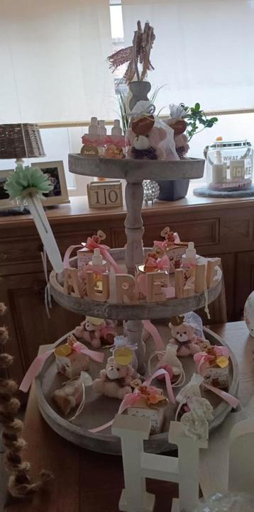 Suikerboontjes Babyroos , wit , goud  beschikbaar voor biedingen