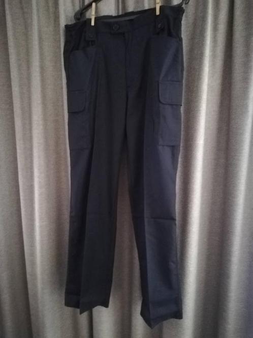 Nieuwe donkerblauwe Cargo zomer broek, Kleding | Heren, Broeken en Pantalons, Nieuw, Maat 52/54 (L), Blauw, Ophalen of Verzenden