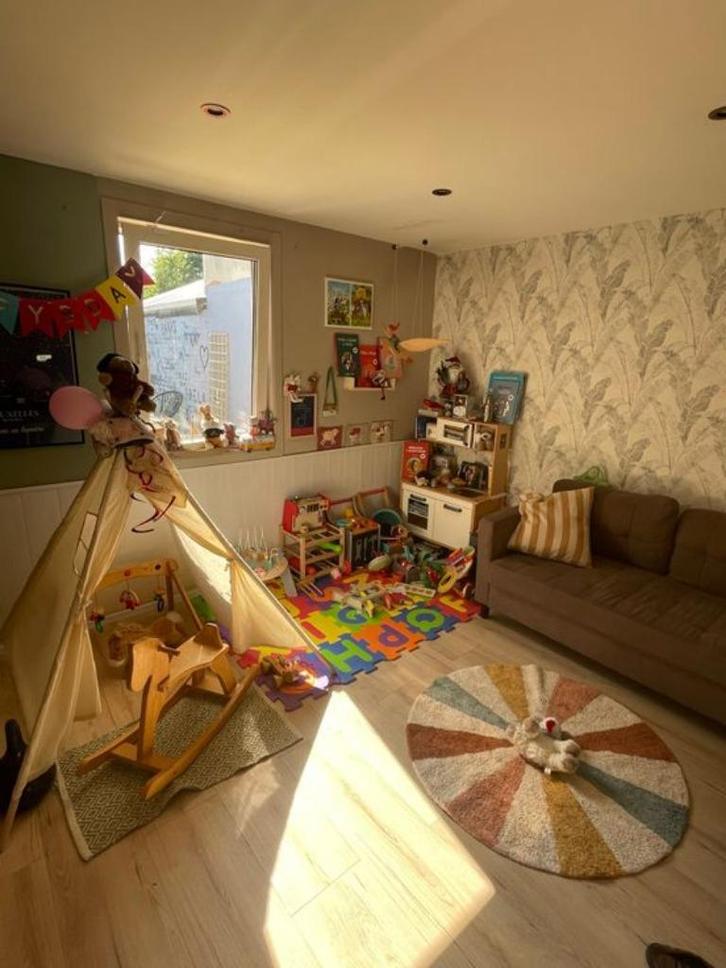 Instapklare woning te koop in Ronse, Immo, Huizen en Appartementen te koop, Provincie Oost-Vlaanderen, tot 200 m², Tussenwoning