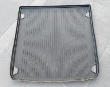 Protection coffre rigide Audi A4 Avant beschikbaar voor biedingen