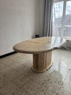 Marmeren eettafel, Ophalen