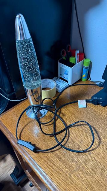 Lava Lamp! Glitter Lamp! Werkt op stroom! beschikbaar voor biedingen