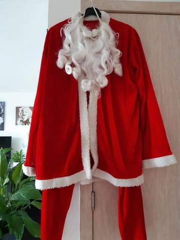 Volledig Kerstmanpak  beschikbaar voor biedingen