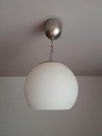 Hanglamp - melkglas - bolvormig, Huis en Inrichting, Lampen | Hanglampen, Gebruikt, Ophalen