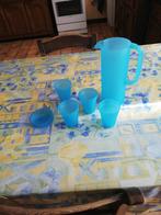 Cruche avec couvercle et 4 Gobelets. Neufs., Enlèvement ou Envoi, Comme neuf