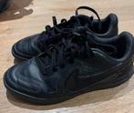 Nike indoor voetbalschoenen maat 32, Gebruikt, Ophalen of Verzenden