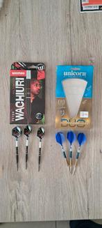 2 set dart pijlen wachiuri en anderson, Enlèvement, Fléchettes