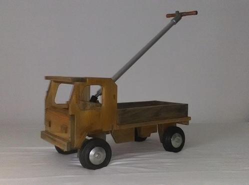 Camion en bois "WALKCAR" (CH) Rare / Collector, Antiek en Kunst, Curiosa en Brocante, Ophalen