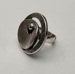 Belle bague moderniste en argent signée, Enlèvement ou Envoi, Comme neuf