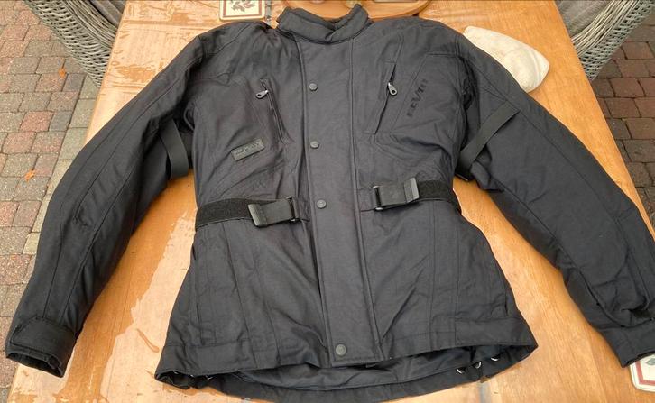 Splinternieuwe moto jas M Revit met bescherming in., Motoren, Kleding | Motorkleding, Jas | textiel, Dames, Heren, Nieuw met kaartje