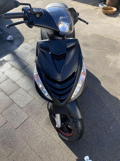 Piaggio ZIP 4t iget, Fietsen en Brommers, Scooters | Piaggio, Zo goed als nieuw, Zip, Klasse A (25 km/u), Benzine, Ophalen