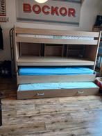 Hoogslaper 3 bedden met bureau, Huis en Inrichting, Slaapkamer | Stapelbedden en Hoogslapers, Ophalen of Verzenden, Zo goed als nieuw