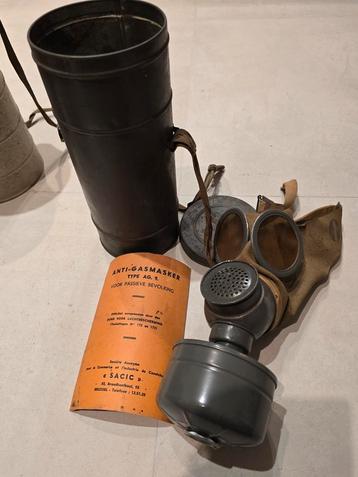 Civiele gasmasker (3) beschikbaar voor biedingen