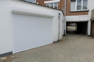 Magazijn/privé-atelier van 285 m² – Zellik beschikbaar voor biedingen