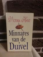 Victoria Holt - Minnares van de duivel, Boeken, Ophalen of Verzenden, Zo goed als nieuw, Victoria Holt