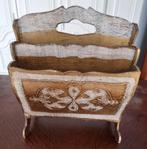 Vintage houten tijdschriften / boekenrek Florentijnse stijl, Ophalen