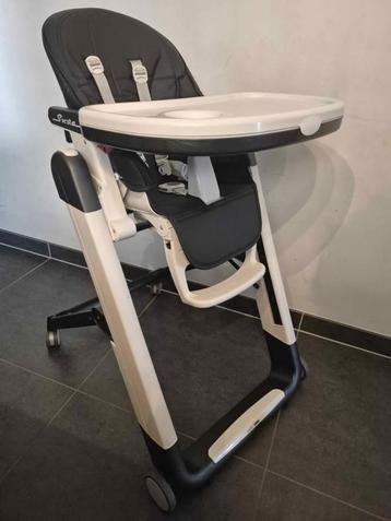 Peg Perego Siesta Kindereetstoel beschikbaar voor biedingen