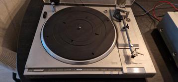 Vintage Hitachi HT-68 direct drive platenspeler - Werkend  beschikbaar voor biedingen