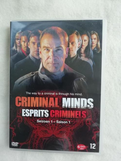 DVD  "Criminal Minds" 6 discs "Esprits Criminels", Cd's en Dvd's, Dvd's | Thrillers en Misdaad, Ophalen