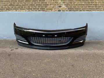 Voorbumper Opel Astra H GTC 2004 tot 2014 zwart bumper