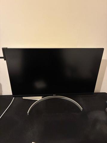 LG 27UL850 4K Monitor 27 inch 60Hz beschikbaar voor biedingen