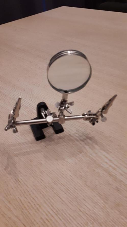 Loupe troisième main, Hobby en Vrije tijd, Vergrootglazen, Loepen en Loeplampen, Zo goed als nieuw, Vergrootglas of Loep, Ophalen of Verzenden
