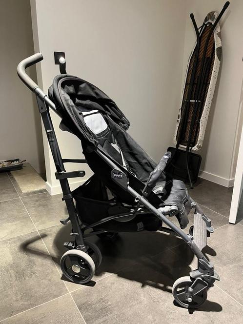 Chicco liteway buggy, Kinderen en Baby's, Buggy's, Zo goed als nieuw, Overige merken, Verstelbare rugleuning, Zonnekap, Ophalen