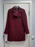Toffe wijnrode mantel maat 36, Kleding | Dames, Jassen | Winter, Ophalen, Maat 36 (S)