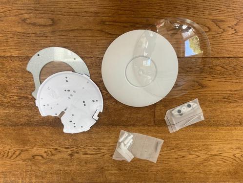 UniFi AP-AC-Pro Acces Point *meerdere stuks*, Computers en Software, Accesspoints, Zo goed als nieuw, Ophalen of Verzenden