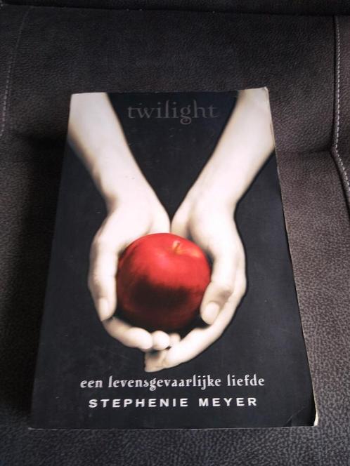 Stephenie Meyer - Twilight, Boeken, Kinderboeken | Jeugd | 13 jaar en ouder, Gelezen, Ophalen
