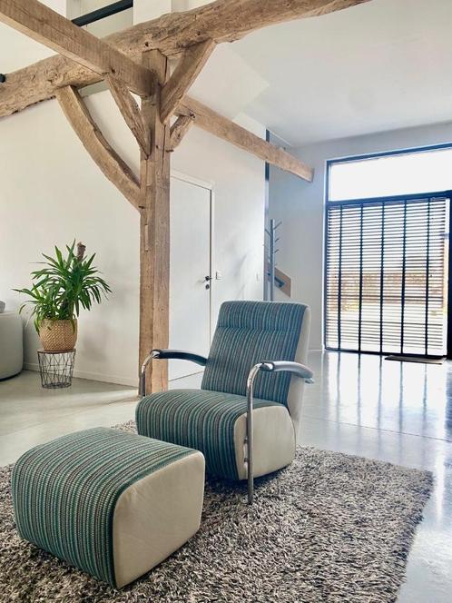 Leolux Scylla + hocker in nieuwstaat, Huis en Inrichting, Fauteuils, Zo goed als nieuw, Leer, Metaal, Stof, 50 tot 75 cm, 75 tot 100 cm
