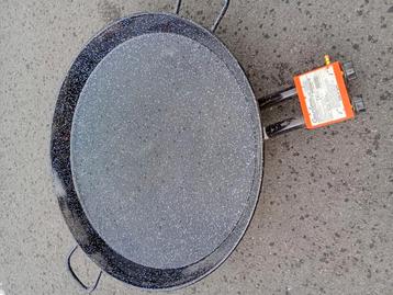 Paela-pan met gasbrander beschikbaar voor biedingen