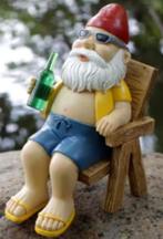 Prachtig tuinbeeldje Kabouter met drankje., Ophalen of Verzenden, Nieuw