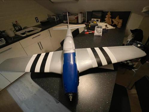 Mustang p51, Hobby en Vrije tijd, Modelbouw | Radiografisch | Vliegtuigen, Zo goed als nieuw, Ophalen