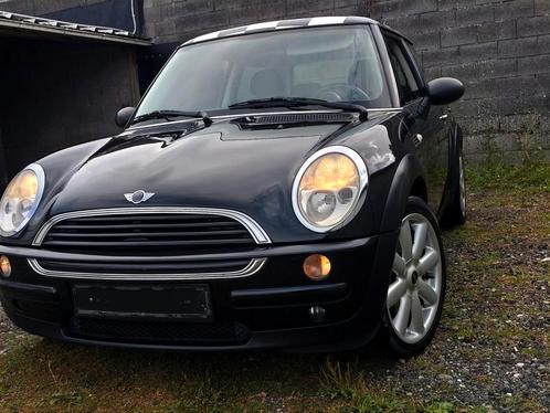 Mini One R50  Lage verzekering & rijtaks, Auto's, Mini, Particulier, One, Benzine, Handgeschakeld, Zwart, Onderhoudsboekje, Ophalen