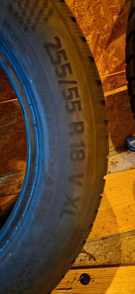 zo goed als nieuwe winterbanden 18 inch, Auto-onderdelen, Banden en Velgen, Band(en), Winterbanden, 18 inch, 255 mm, Personenwagen