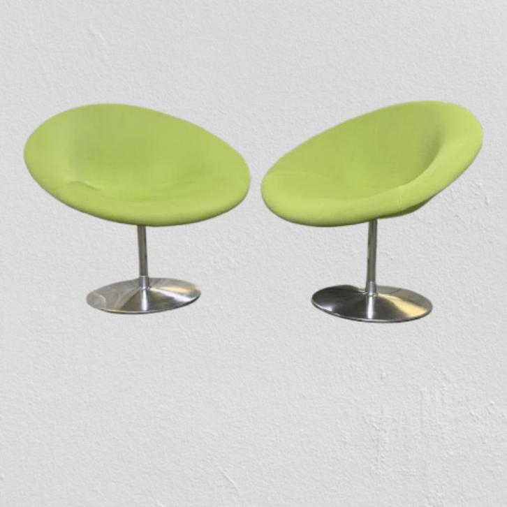 2 Globe draaistoelen van Pierre Paulin voor Artifort, Huis en Inrichting, Fauteuils, Gebruikt, Hout, Metaal, Stof, 75 tot 100 cm