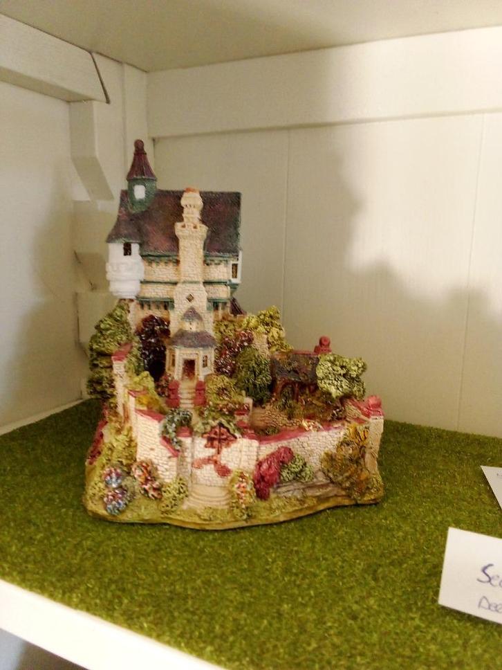 Lilliput lane lot huisjes, Verzamelen, Beelden en Beeldjes, Zo goed als nieuw, Ophalen