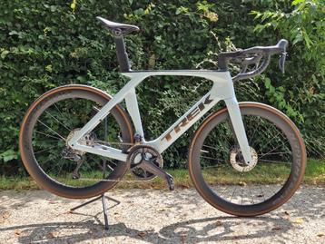 Trek Madone - Di2 Ultegra 12 speed - 2024 beschikbaar voor biedingen