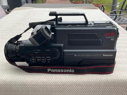 Videocamera VHS Movie PANASONIC  VW-SHM5E & toebehoren., Audio, Tv en Foto, Videocamera's Analoog, Camera, VHS of SVHS, Ophalen