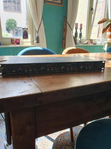 BSS FDS 360 crossover- Limiter beschikbaar voor biedingen
