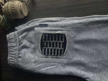 Mooi merk broek  beschikbaar voor biedingen