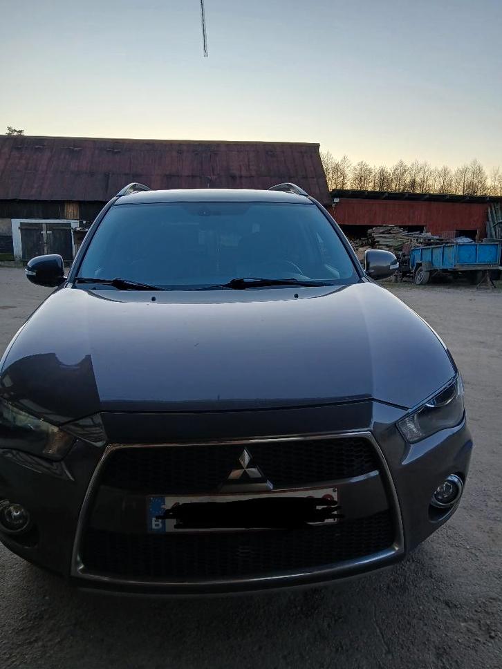 Voiture mitsubishi outlander 2 nomad, Autos, Mitsubishi, Particulier, Outlander, 4x4, Diesel, Euro 5, Boîte manuelle, Bleu, Quatre roues motrices / 4X4