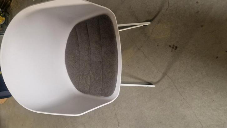 Moderne kuipstoel, Antiek en Kunst, Antiek | Meubels | Stoelen en Sofa's, Ophalen