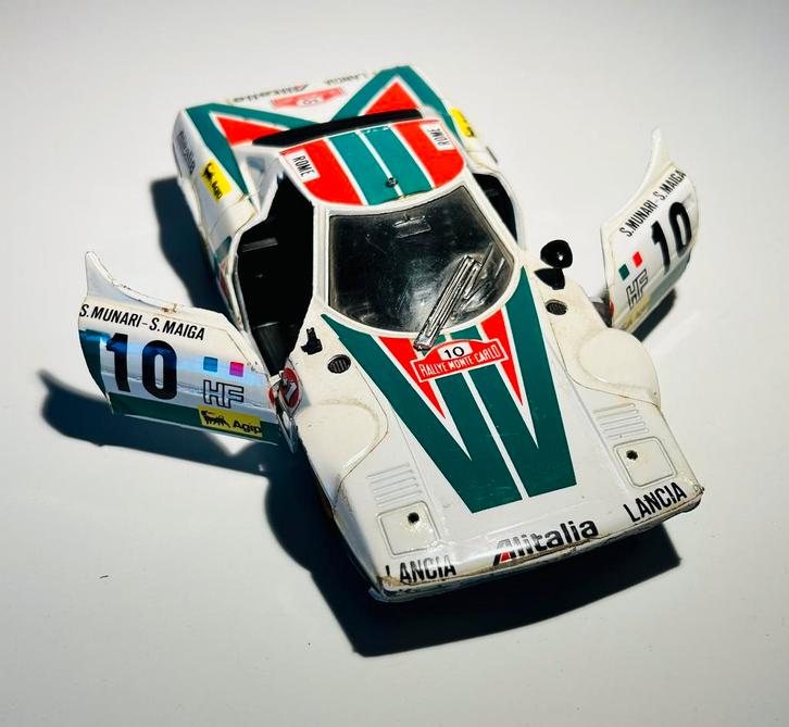 Vintage Lancia Stratos, Hobby en Vrije tijd, Modelauto's | 1:24, Gebruikt, Auto, Burago, Ophalen of Verzenden