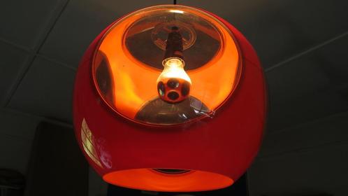 Massive oranje Bug Eye retro vintage lamp 70's Space Age, Maison & Meubles, Lampes | Suspensions, Utilisé, Moins de 50 cm, Synthétique