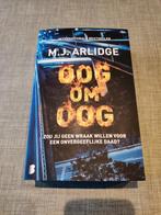 Nieuw boek Oog op oog - M.J. Arlidge, België, Nieuw, Ophalen of Verzenden, M.J. Arlidge