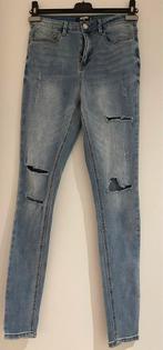 Blauwe ripped jeans, Nieuw, Missguided, W30 - W32 (confectie 38/40), Verzenden